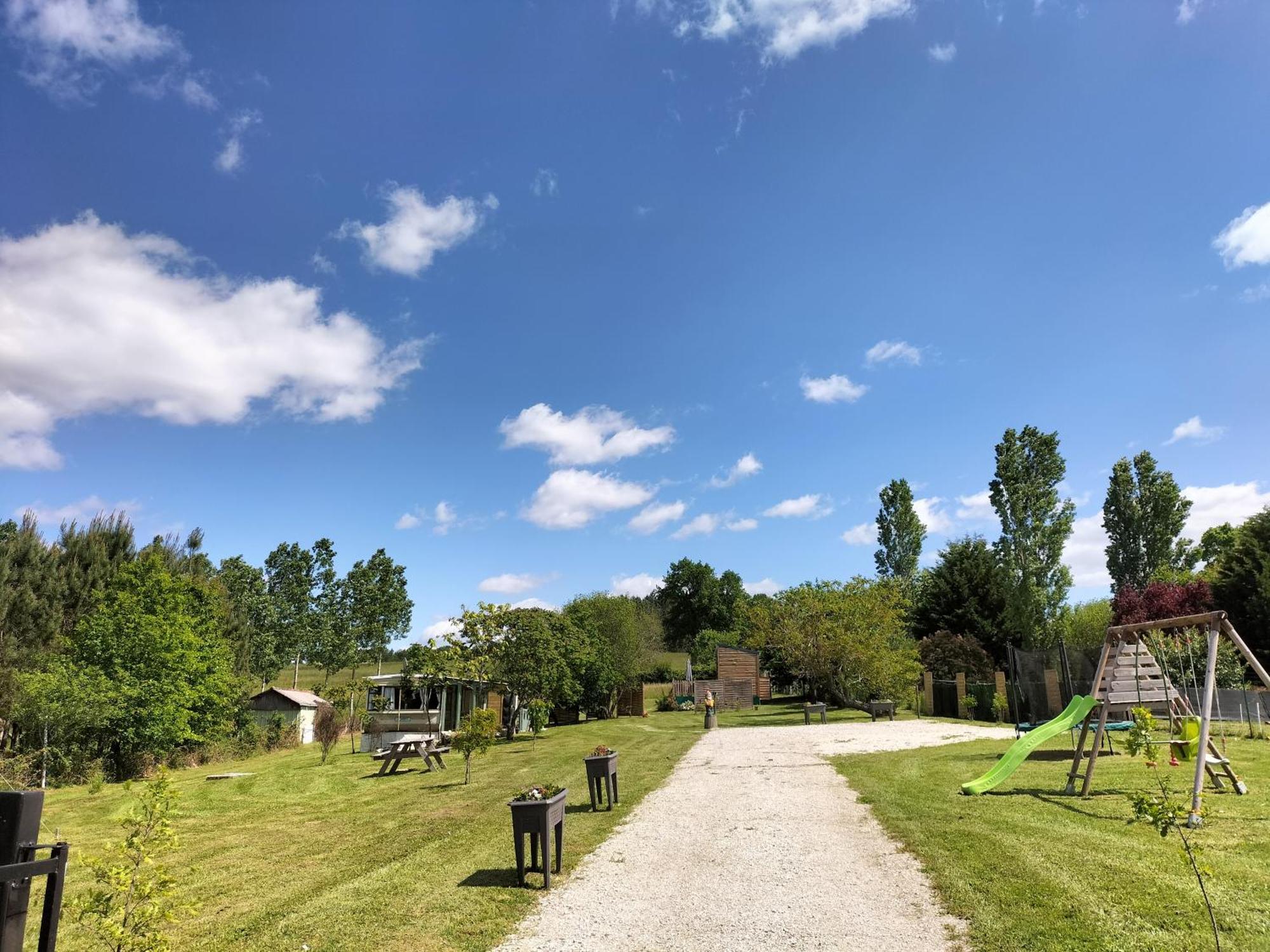 Гостевой дом Tiny House Saint-Vallier  Экстерьер фото