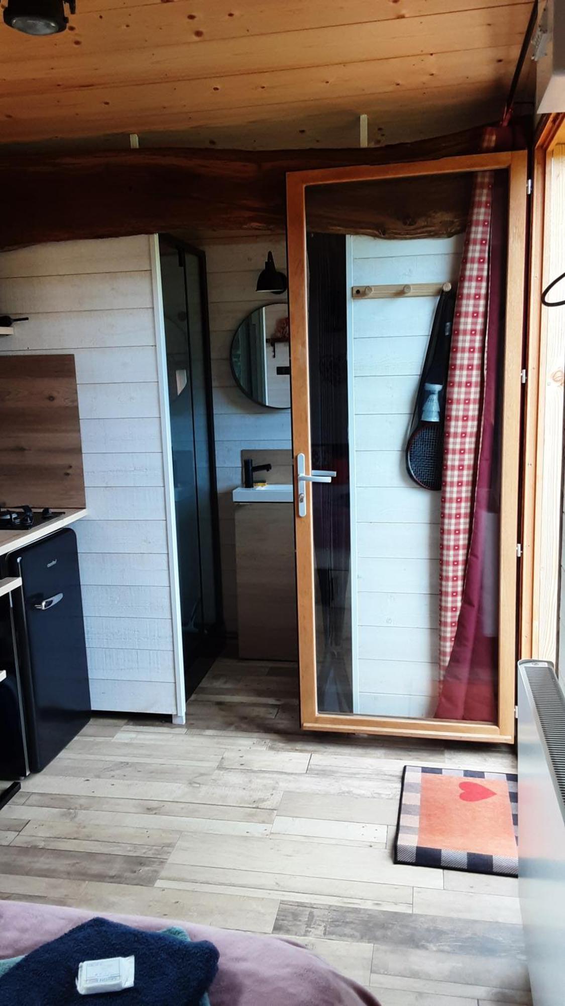 Гостевой дом Tiny House Saint-Vallier  Экстерьер фото