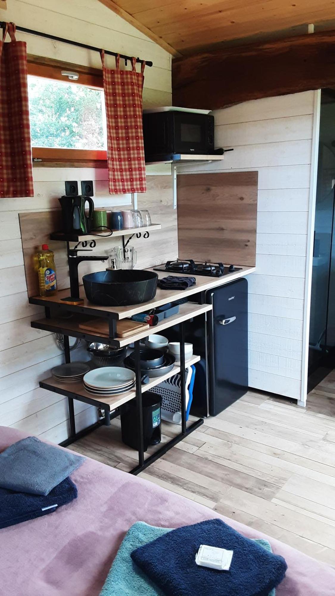 Гостевой дом Tiny House Saint-Vallier  Экстерьер фото